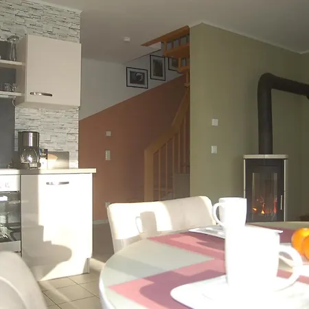 Holiday home Behagliches Zaunkoenig -mit Kamin Und Sauna