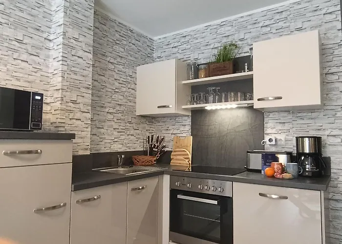 Behagliches Zaunkoenig -mit Kamin Und Sauna- Blick Ueber Romantische Bodetal Танне