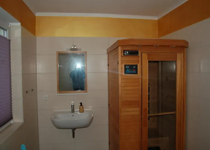 Behagliches Zaunkoenig -mit Kamin Und Sauna- Blick Ueber Romantische Bodetal Tanne